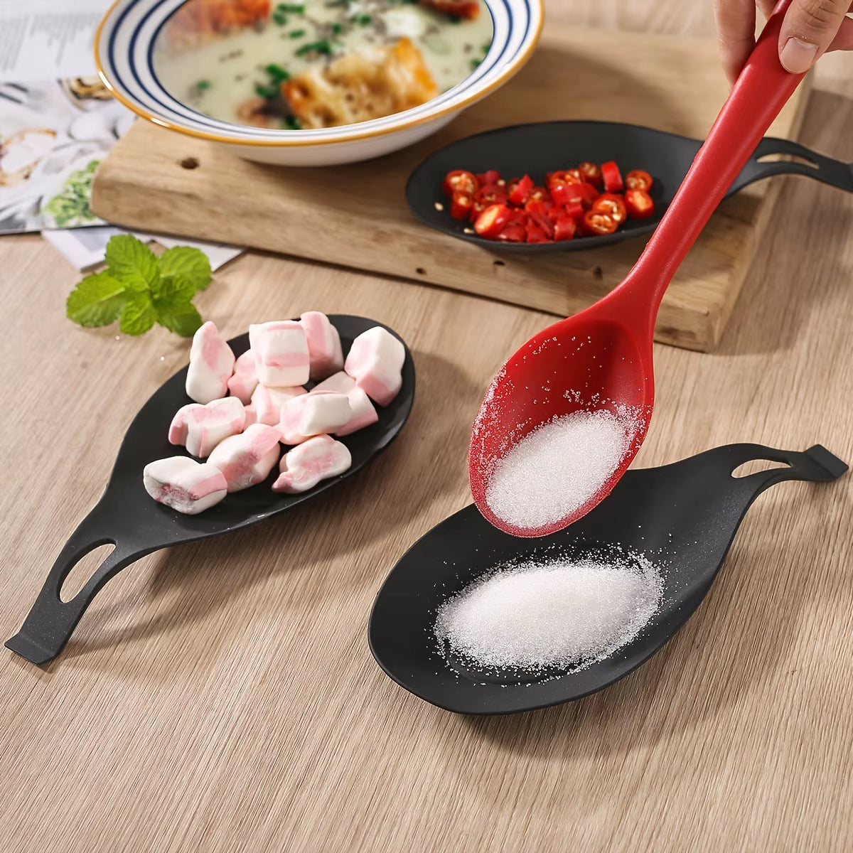 2/4PCS Silicone Spoon Rest Spatula Holder Insulation Spoon Shelf Kitchen Utensils Placemat Tray for Home Kitchen Accessories